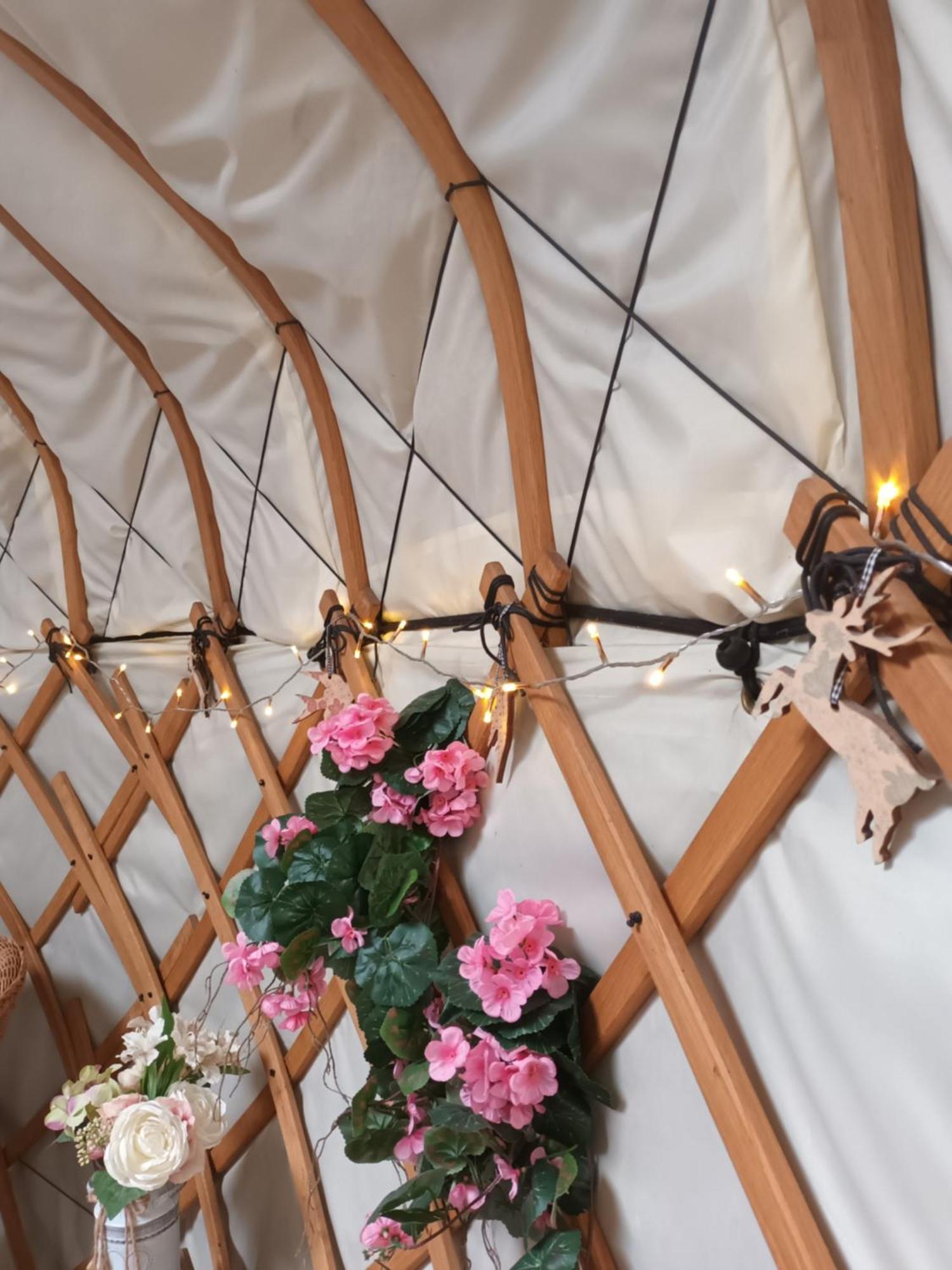 Gingerbread Cottage Yurts Dereham Exteriér fotografie